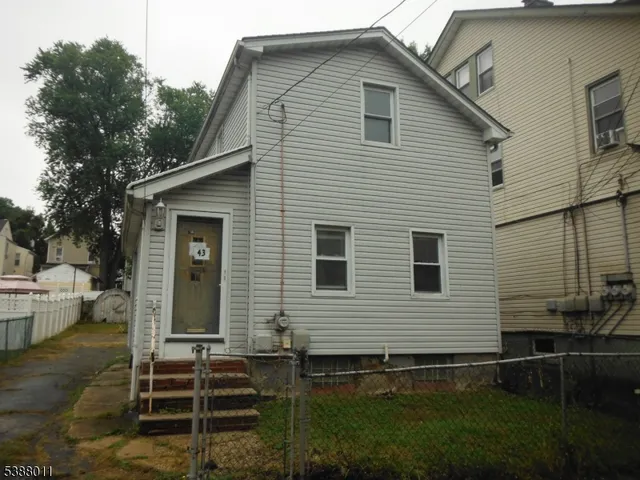 $304,900 | 43 Charles Street, Bloomfield, NJ 07003