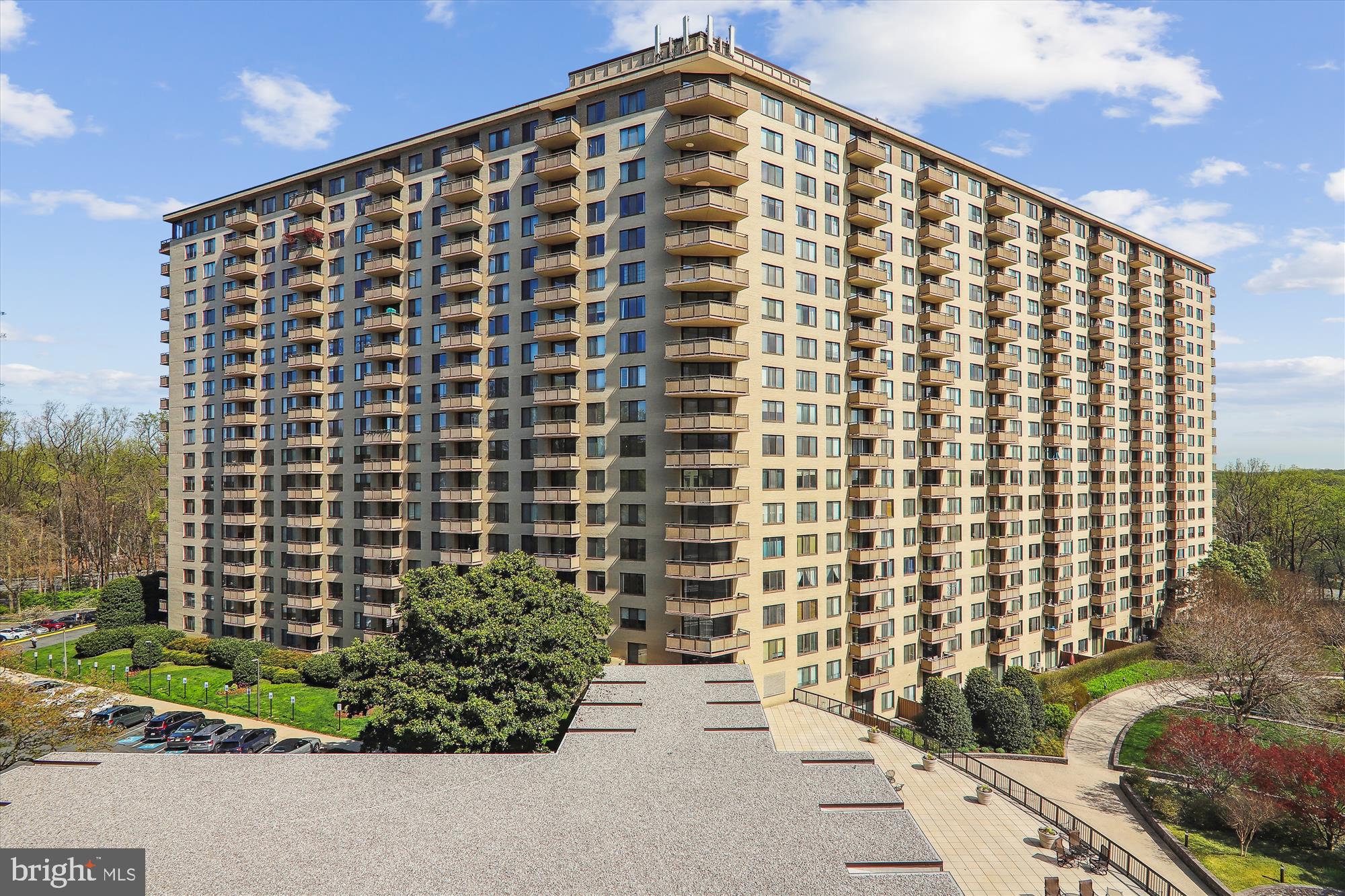 5225 Pooks Hill Road, Unit 701S Bethesda, MD 20814 - Photo 4 of 79