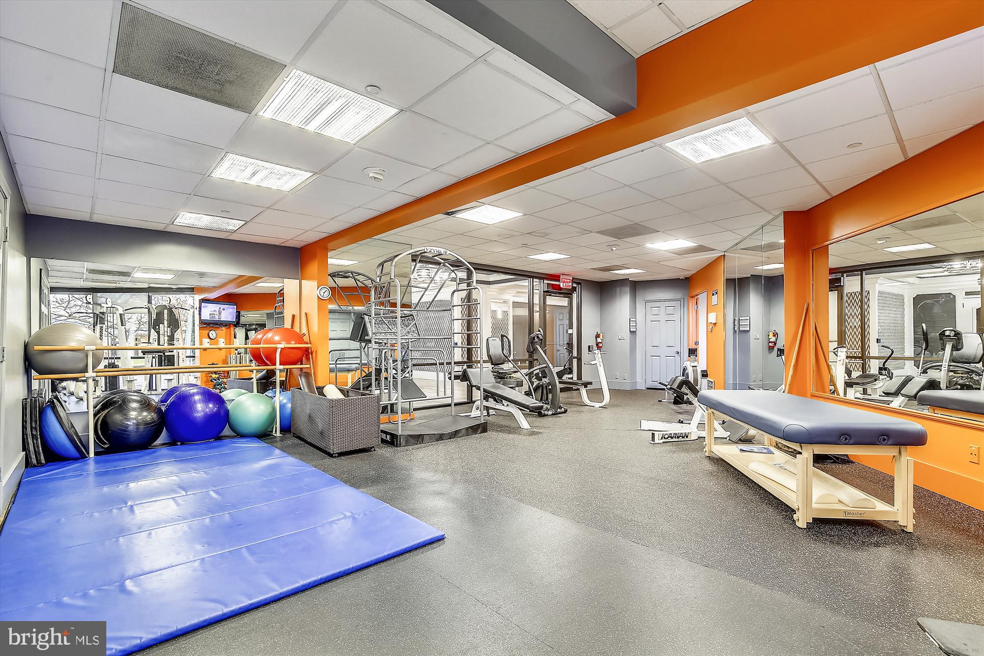 5225 Pooks Hill Road, Unit 701S Bethesda, MD 20814 - Photo 47 of 79 Fitness Center