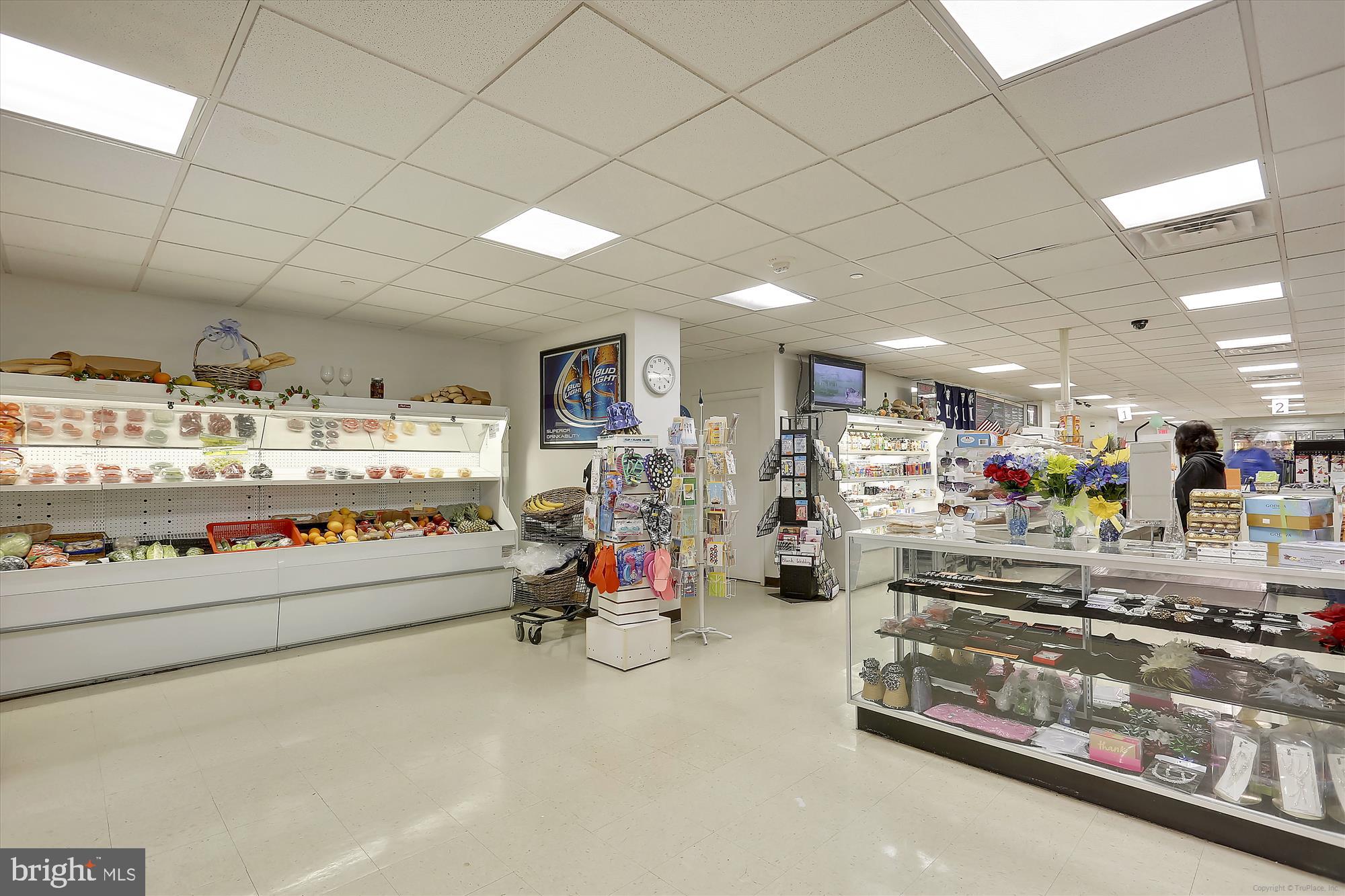 5225 Pooks Hill Road, Unit 701S Bethesda, MD 20814 - Photo 59 of 79 Building convenience store