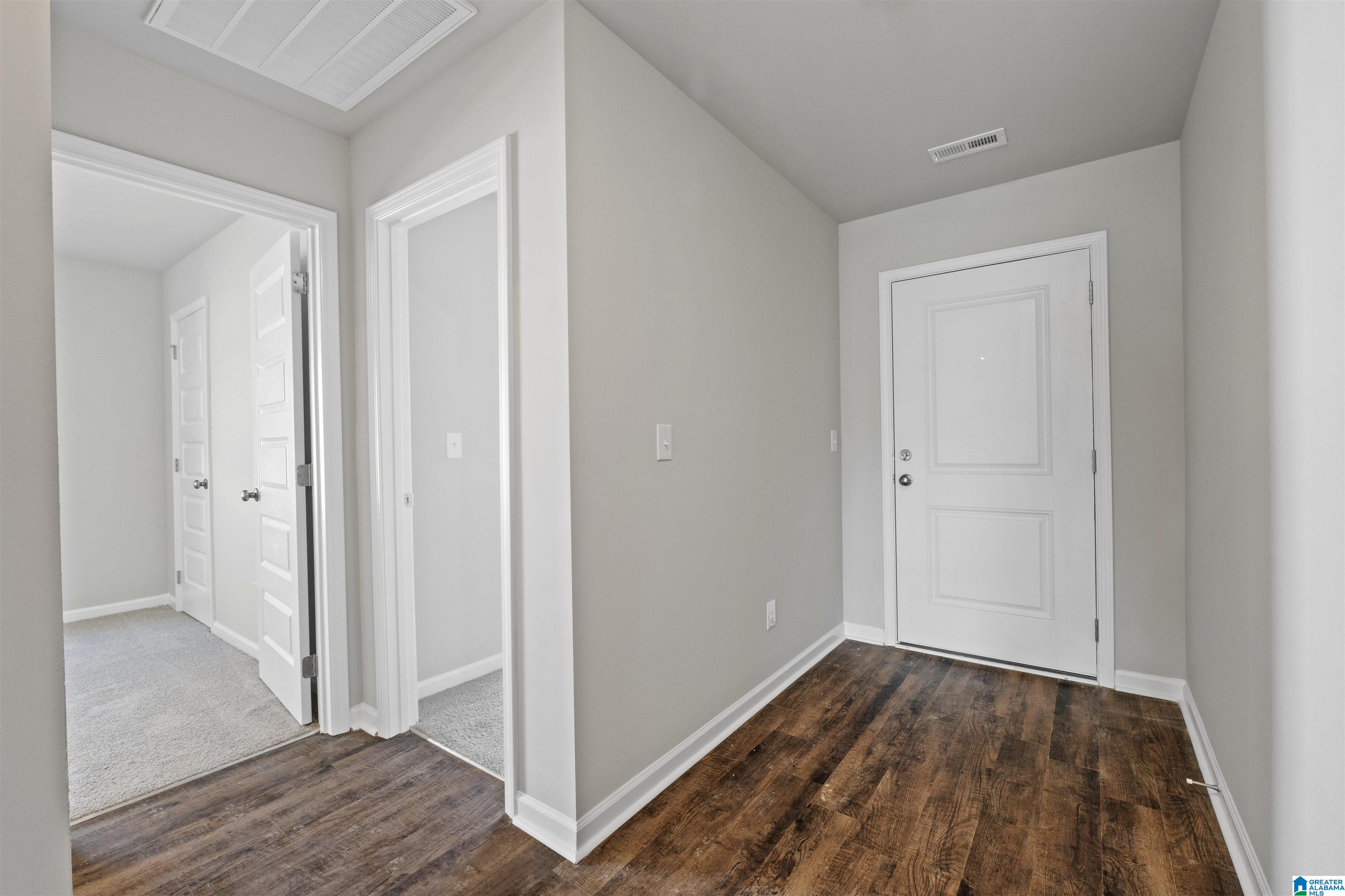 1640 Simmons Street Cullman, AL 35055 - Photo 6 of 27
