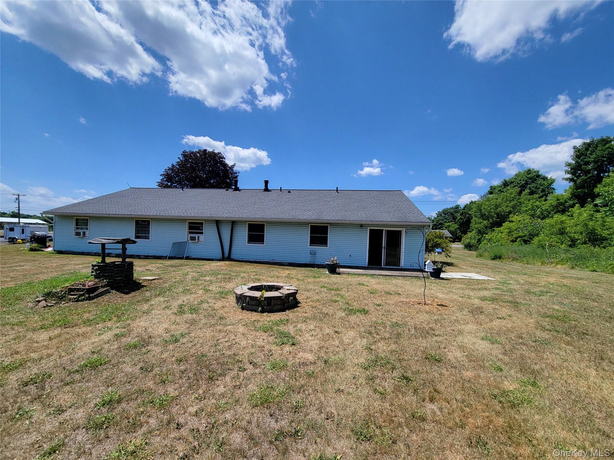 94 Plains Road, Unit LEFT SIDE Walden, NY 12586 - Photo 4 of 22