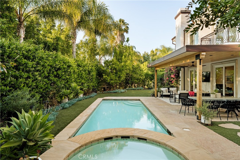 4210 Old Topanga Canyon Road Calabasas, CA 91302 - Photo 30 of 40 a view of a swimming pool with sitting area
