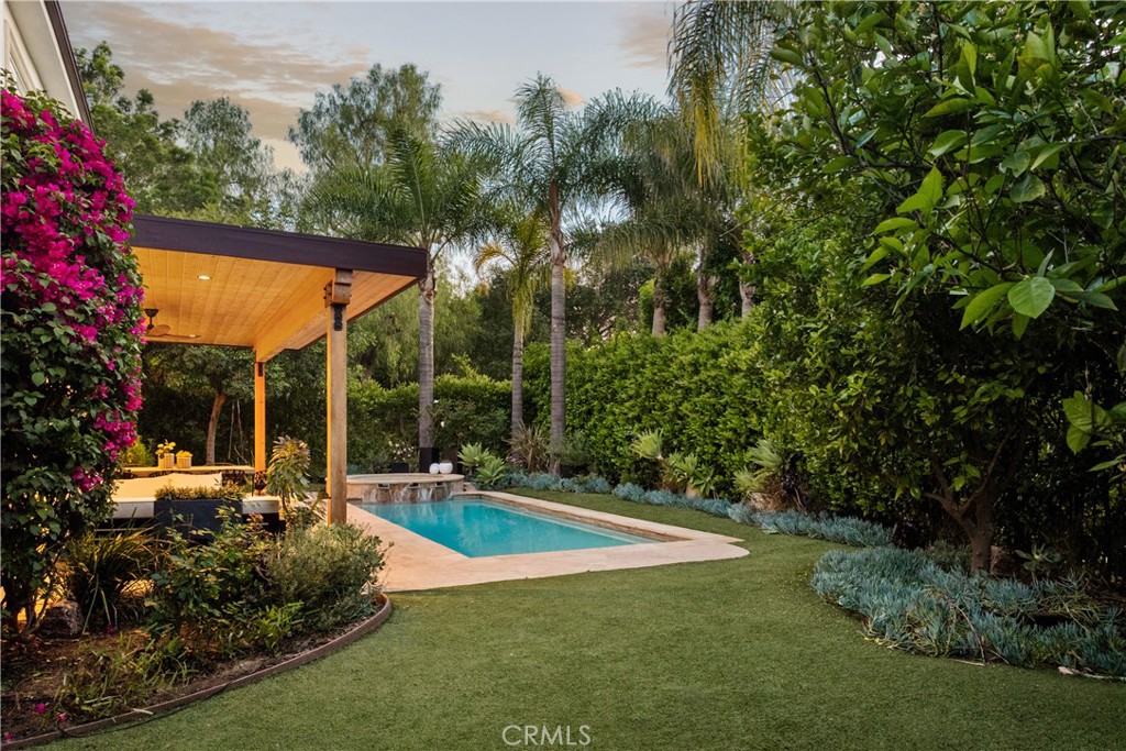 4210 Old Topanga Canyon Road Calabasas, CA 91302 - Photo 33 of 40 a view of a house with swimming pool and sitting area
