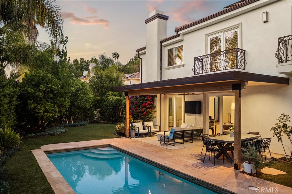 4210 Old Topanga Canyon Road Calabasas, CA 91302 - Photo 38 of 40 a view of a house with pool and sitting area