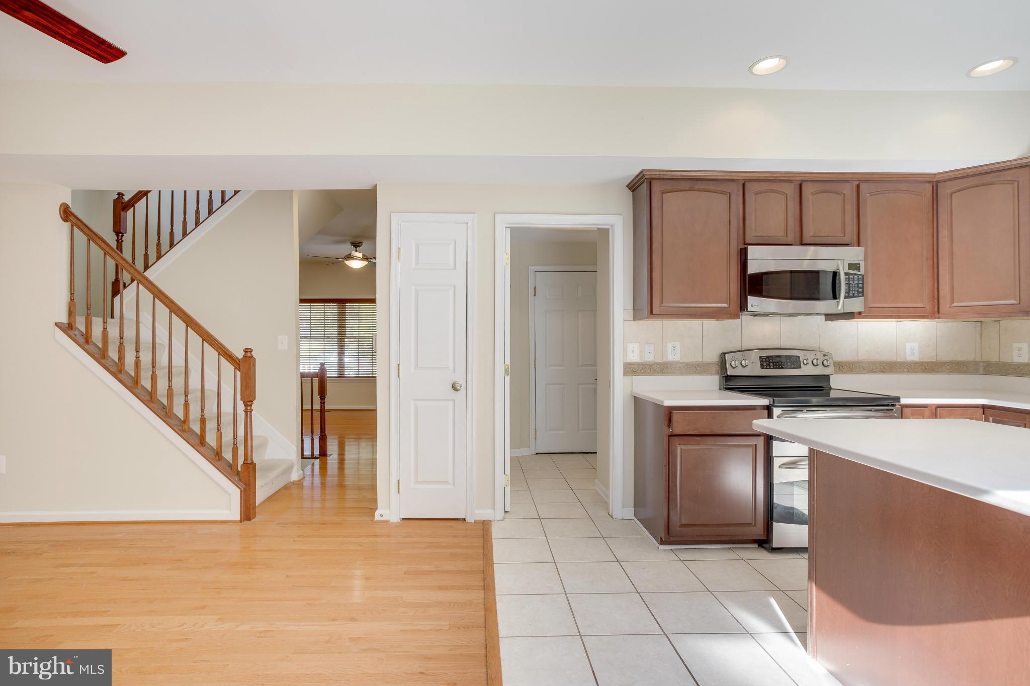 3509 Oak Road Laurel, MD 20724 - Photo 10 of 28 Kitchen