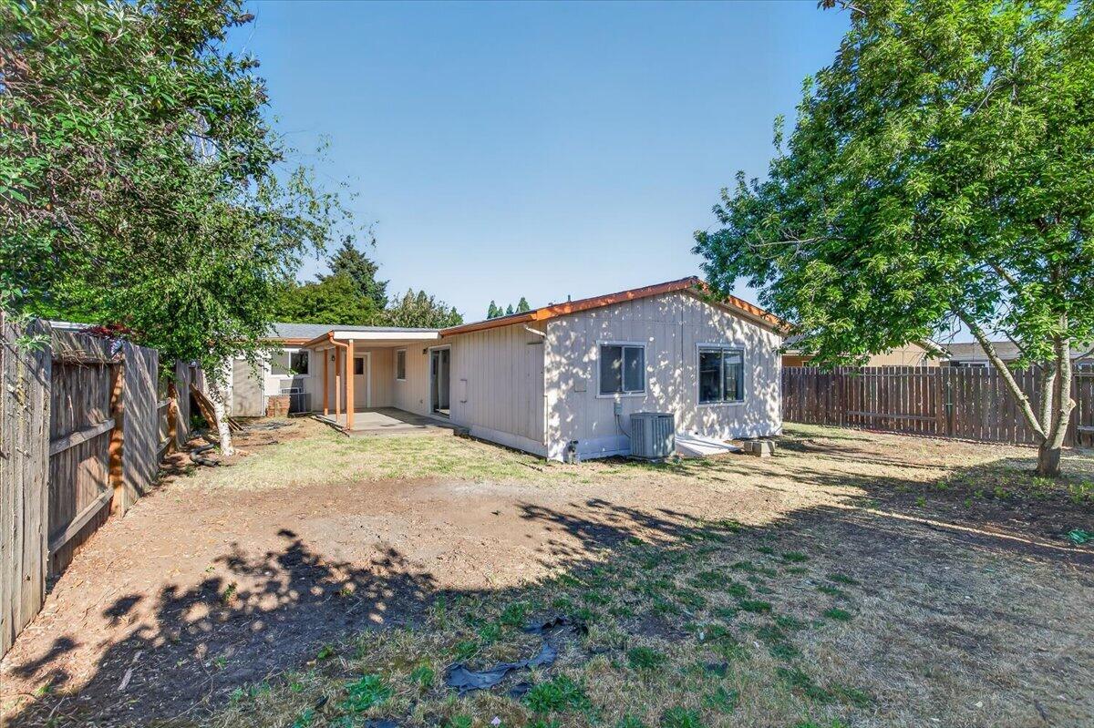 555 Freeman Road, Unit 127 Central Point, OR 97502 - Photo 24 of 32 24-24