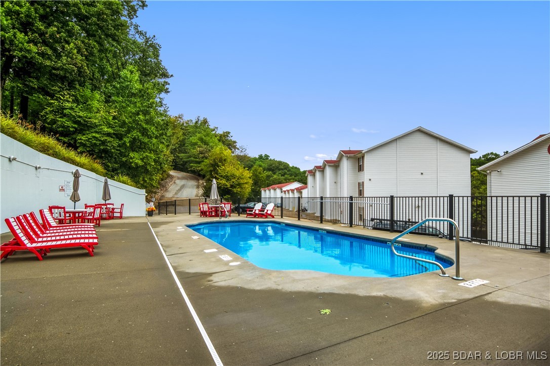 40 Lighthouse Road, Unit 3104 Lake Ozark, MO 65049 - Photo 9 of 33 There might be a couple of days left to get in som