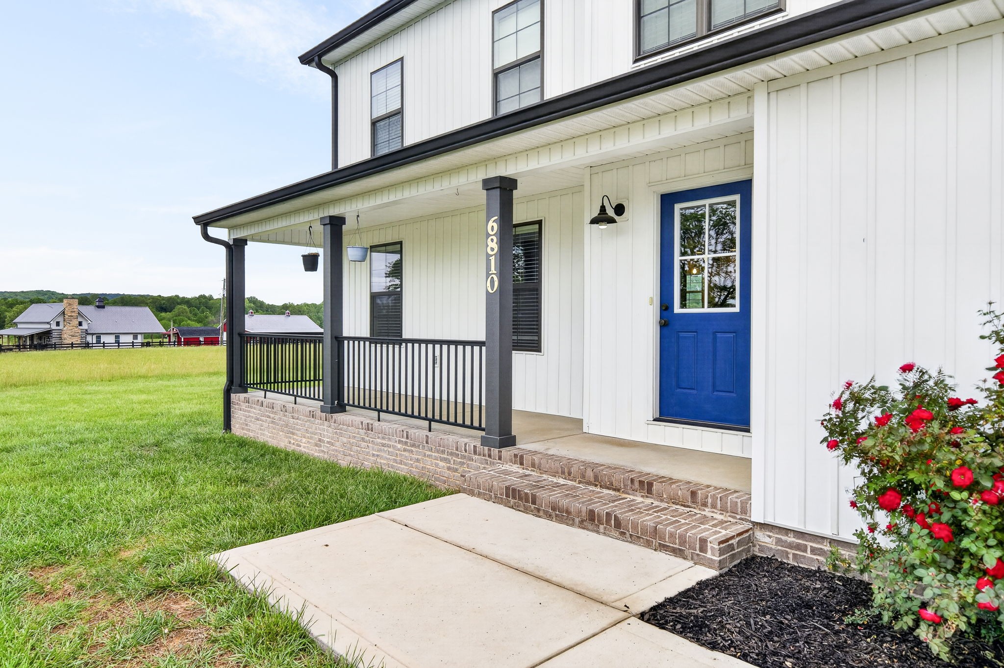 6810 Cherry Creek Road Cookeville, TN 38506 - Photo 29 of 35 front view of a house with a yard