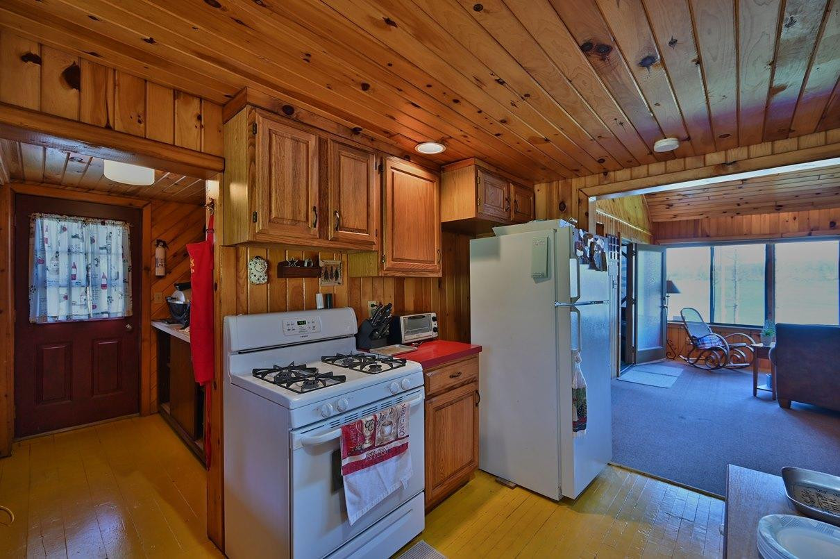 92 West Shore Road Waymart, PA 18472 - Photo 26 of 63