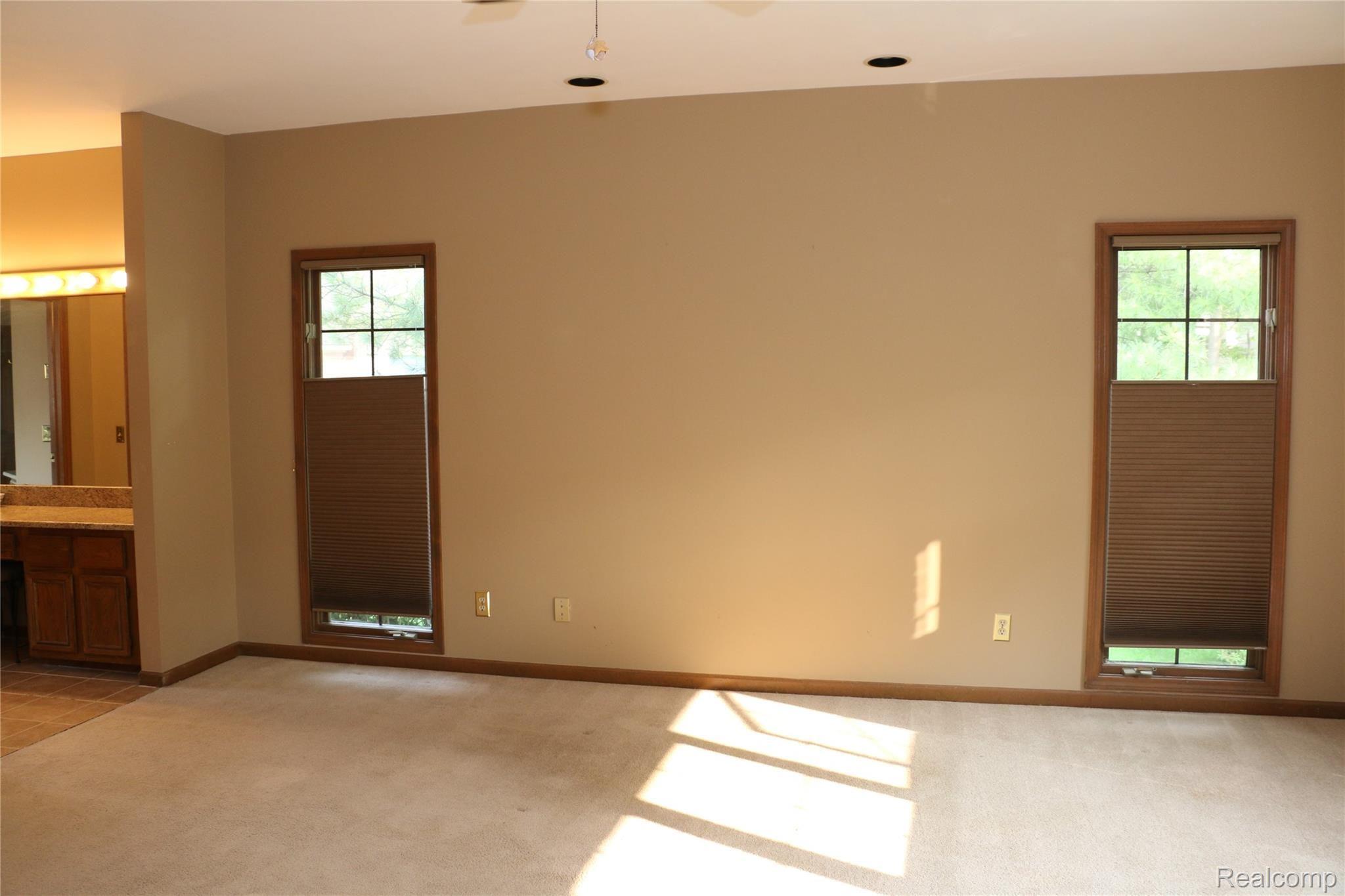 3660 Edinborough Drive Rochester, MI 48306 - Photo 47 of 68 Main floor primary suite continued