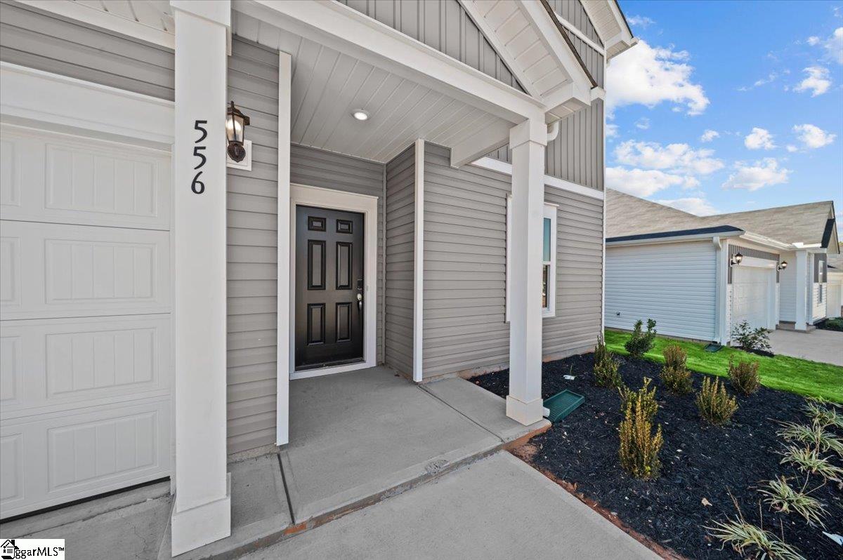 556 Cozy Blf Road Spartanburg, SC 29301 - Photo 2 of 30 Gallery Image 2