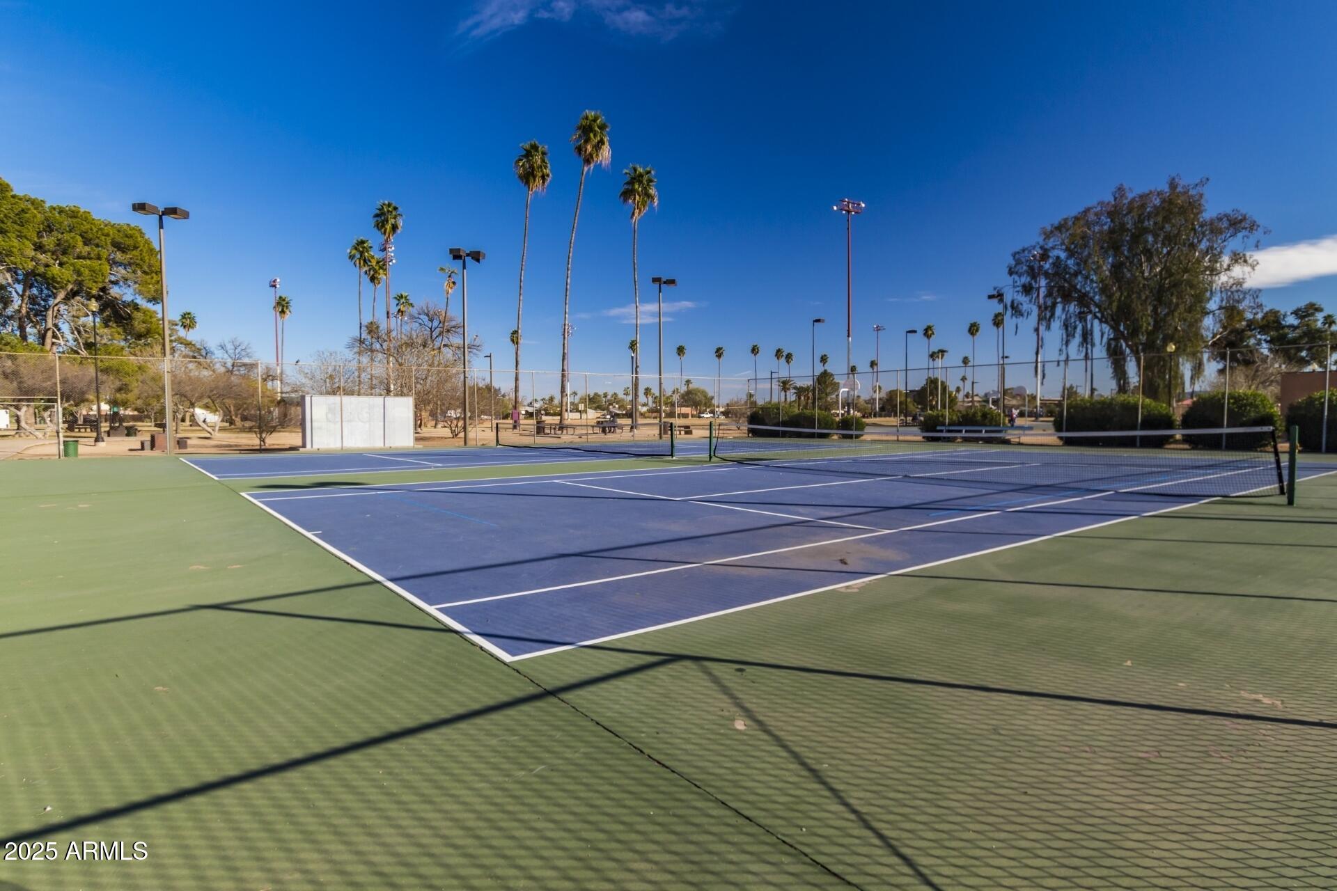 1318 East Culver Street, Unit 1 Phoenix, AZ 85006 - Photo 19 of 26 a view of a tennis court