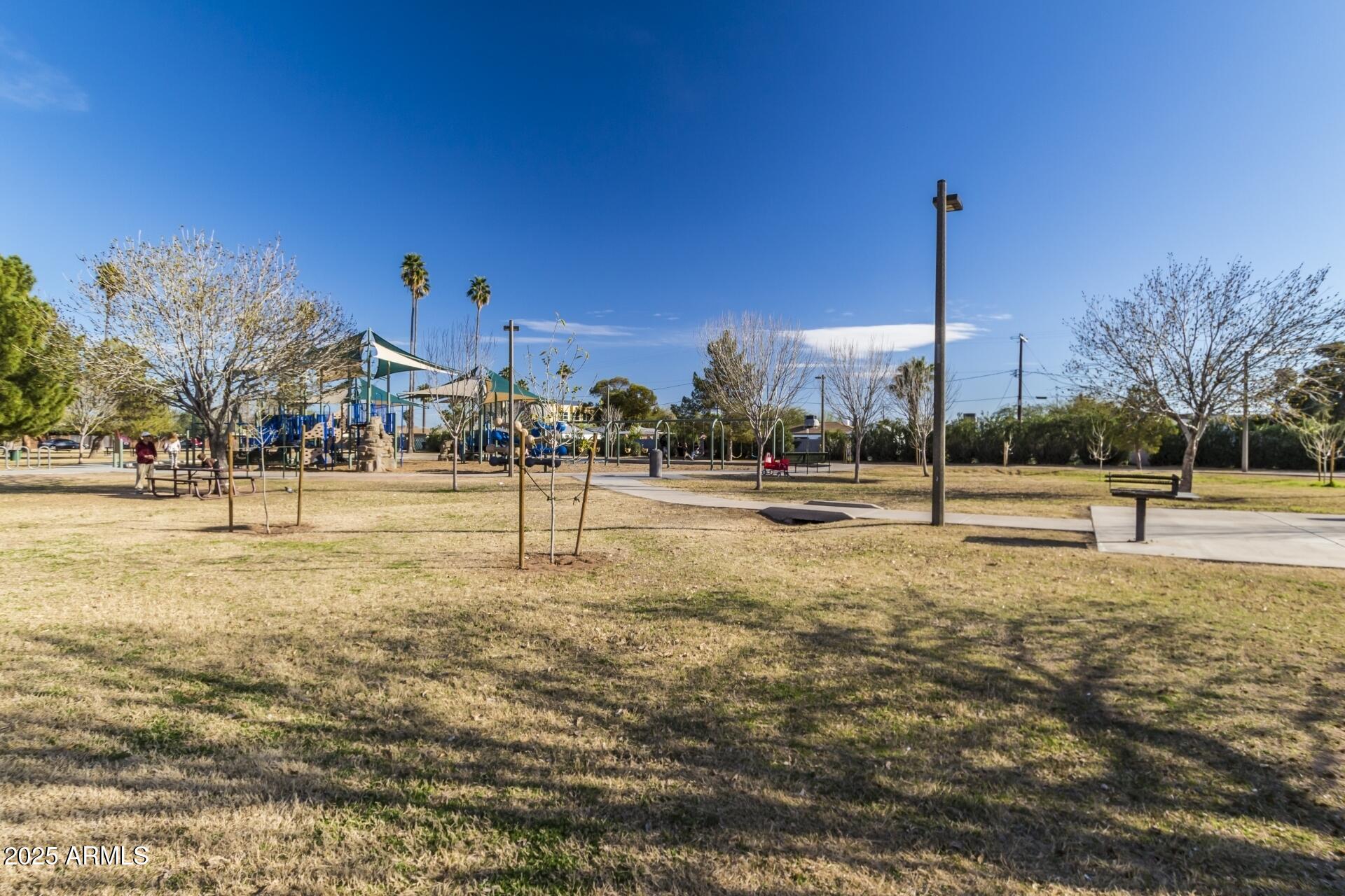 1318 East Culver Street, Unit 1 Phoenix, AZ 85006 - Photo 23 of 26 a view of a fountain in front of a building