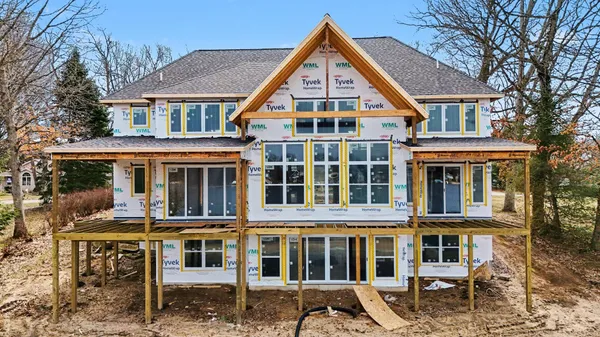 $2,500,000 | 7273 Orlin Court Northeast, Rockford, MI 49341