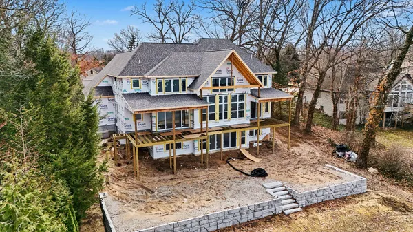 $2,500,000 | 7273 Orlin Court Northeast, Rockford, MI 49341