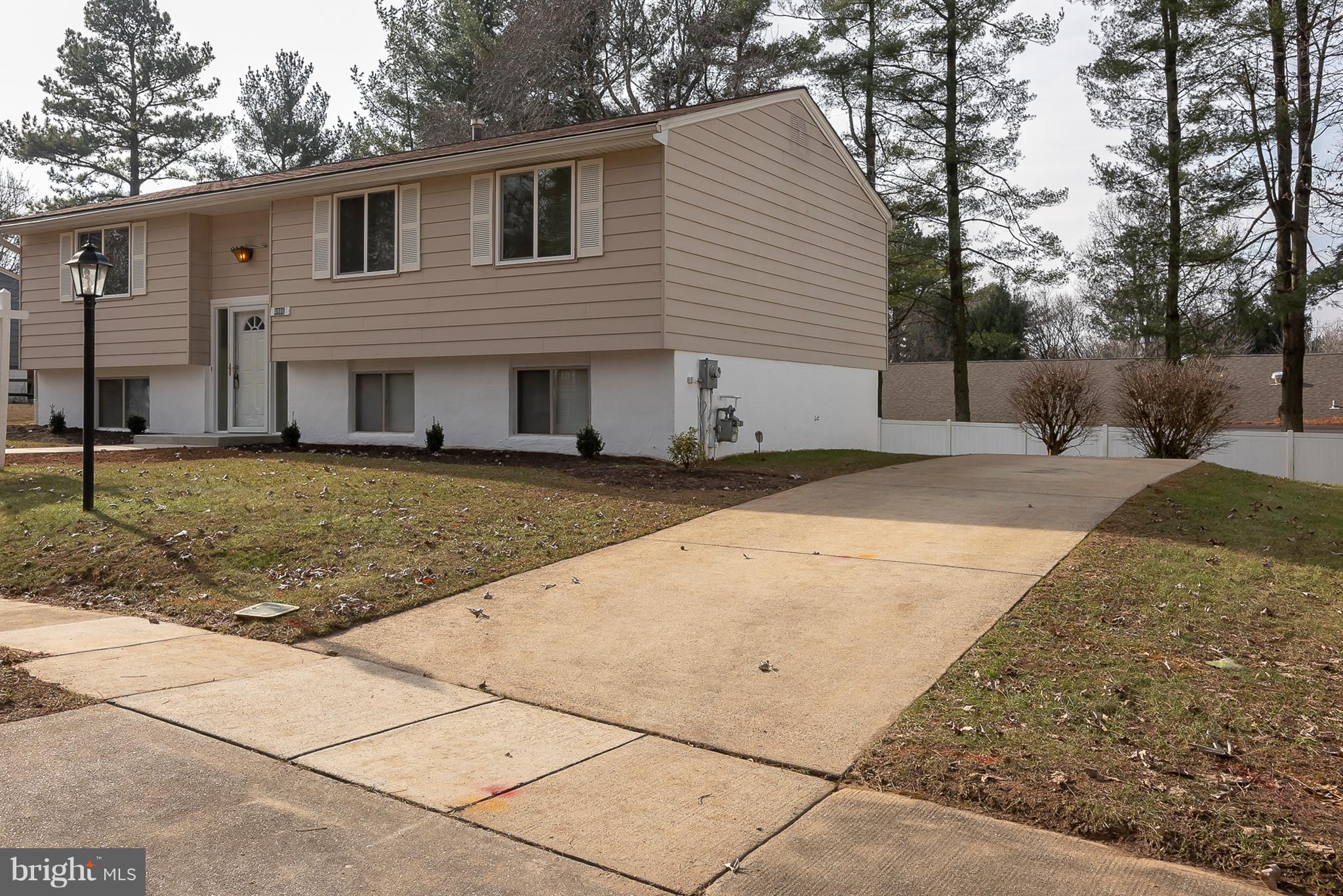 4986 Eliots Oak Road Columbia, MD 21044 - Photo 2 of 27