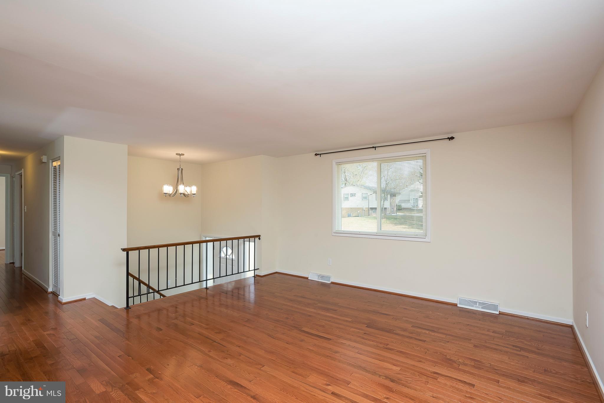 4986 Eliots Oak Road Columbia, MD 21044 - Photo 4 of 27