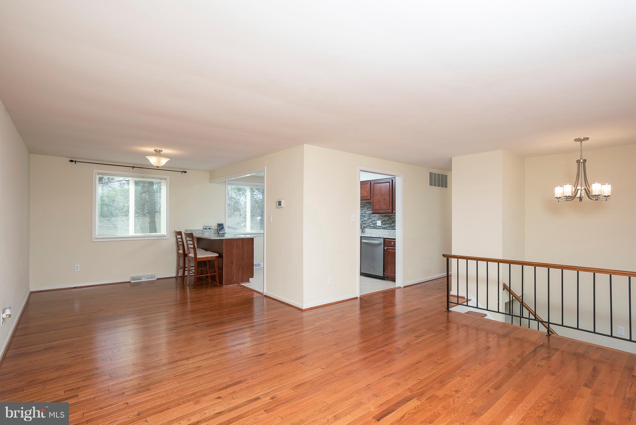 4986 Eliots Oak Road Columbia, MD 21044 - Photo 5 of 27