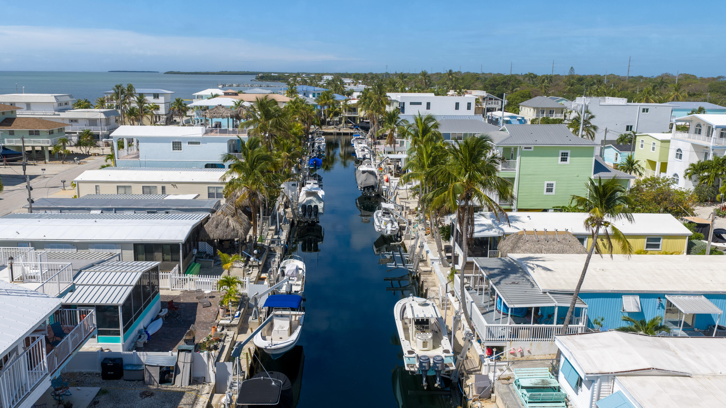 205 Humpty Dumpty Drive Key Largo, FL 33037 - Photo 32 of 40 Super clean canal