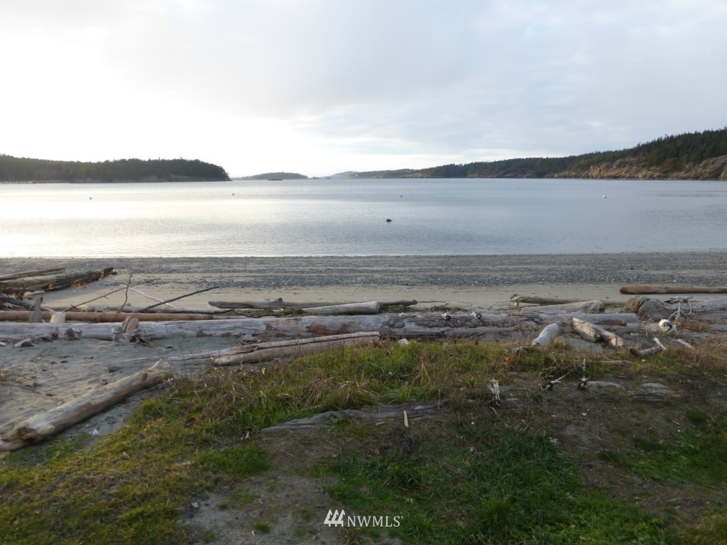 628 Mackaye Harbor Road Lopez Island, WA 98261 - Photo 1 of 4