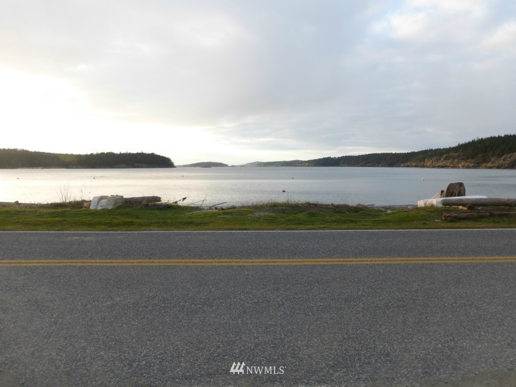 628 Mackaye Harbor Road Lopez Island, WA 98261 - Photo 4 of 4