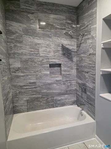 $1,600 | 46 Ward Street, Unit 1, Waterbury, CT 06704