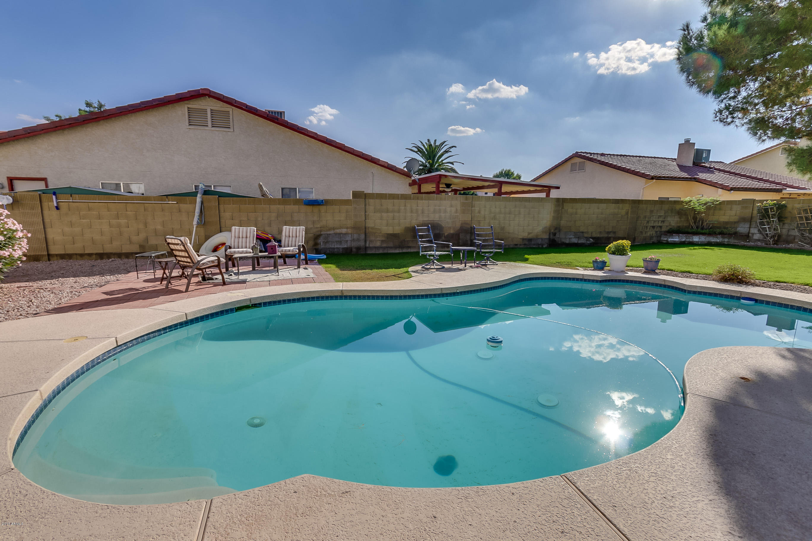 1924 East Redfield Road Phoenix, AZ 85022 - Photo 54 of 55 Redfield-64