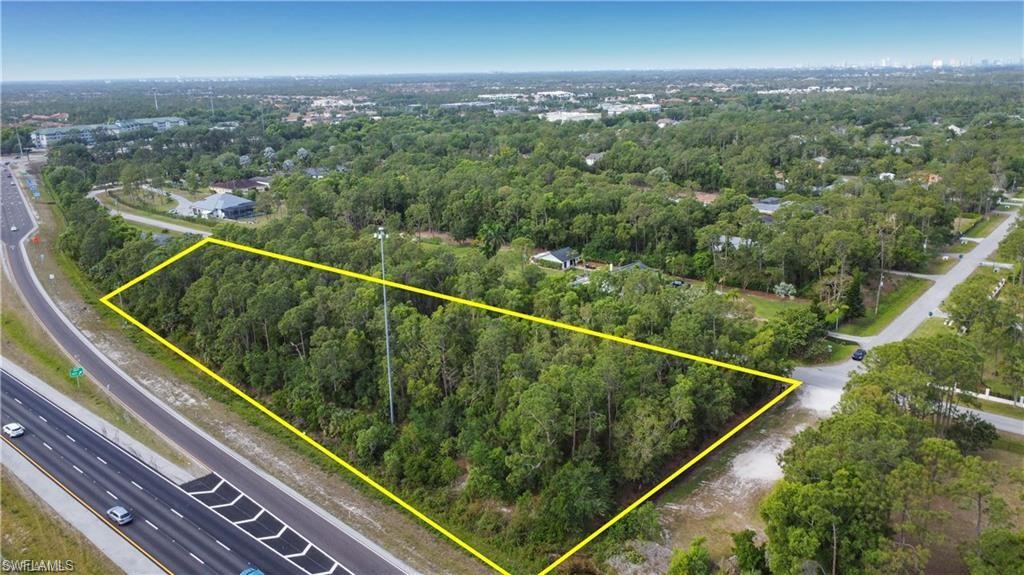 620 Soll Street Naples, FL 34109 - Photo 4 of 5