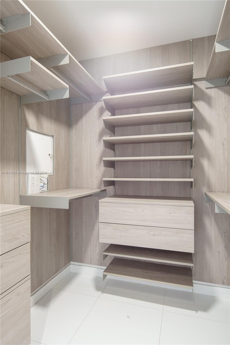 851 Northeast 1st Avenue, Unit 4406 Miami, FL 33132 - Photo 15 of 42