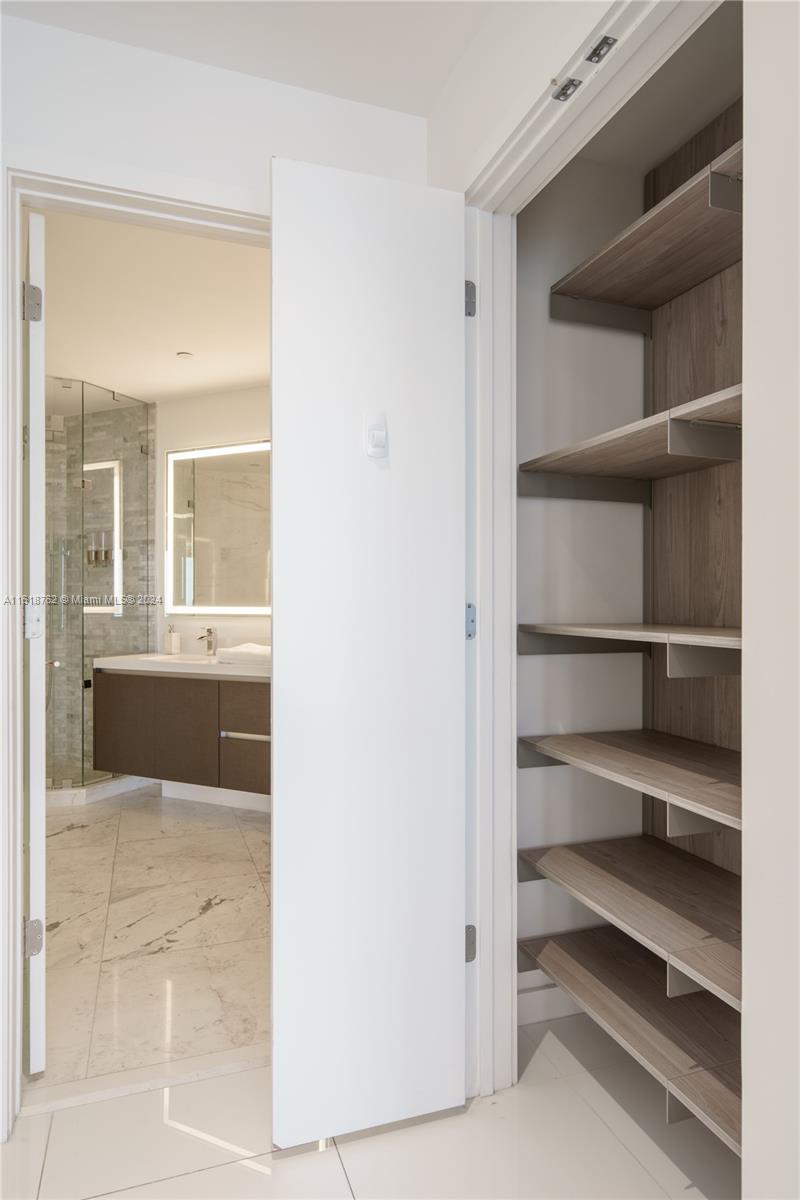 851 Northeast 1st Avenue, Unit 4406 Miami, FL 33132 - Photo 16 of 42