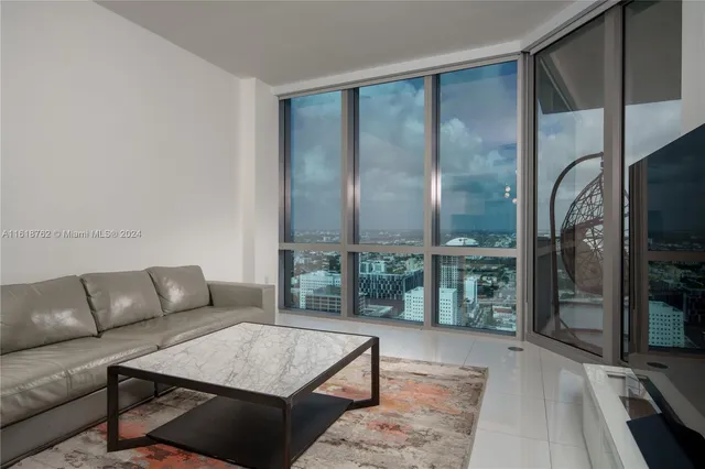 $798,888 | 851 Northeast 1st Avenue, Unit 4406, Miami, FL 33132