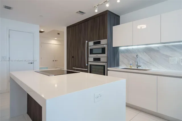 $798,888 | 851 Northeast 1st Avenue, Unit 4406, Miami, FL 33132