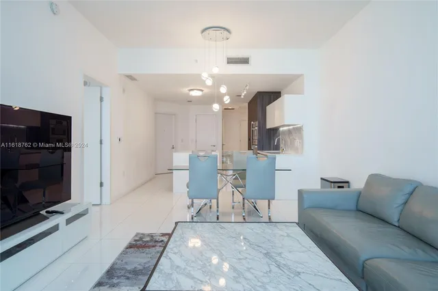$798,888 | 851 Northeast 1st Avenue, Unit 4406, Miami, FL 33132