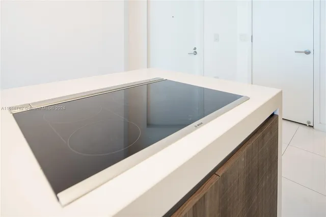 $798,888 | 851 Northeast 1st Avenue, Unit 4406, Miami, FL 33132