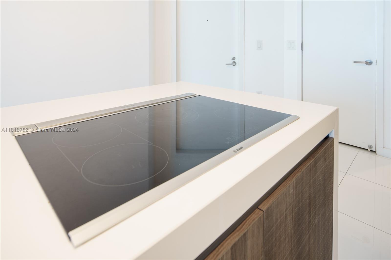 851 Northeast 1st Avenue, Unit 4406 Miami, FL 33132 - Photo 39 of 42