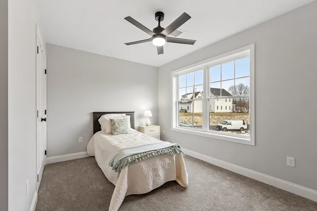 $519,000 | 711 Massachusetts Avenue, Unit 2, Lunenburg, MA 01462