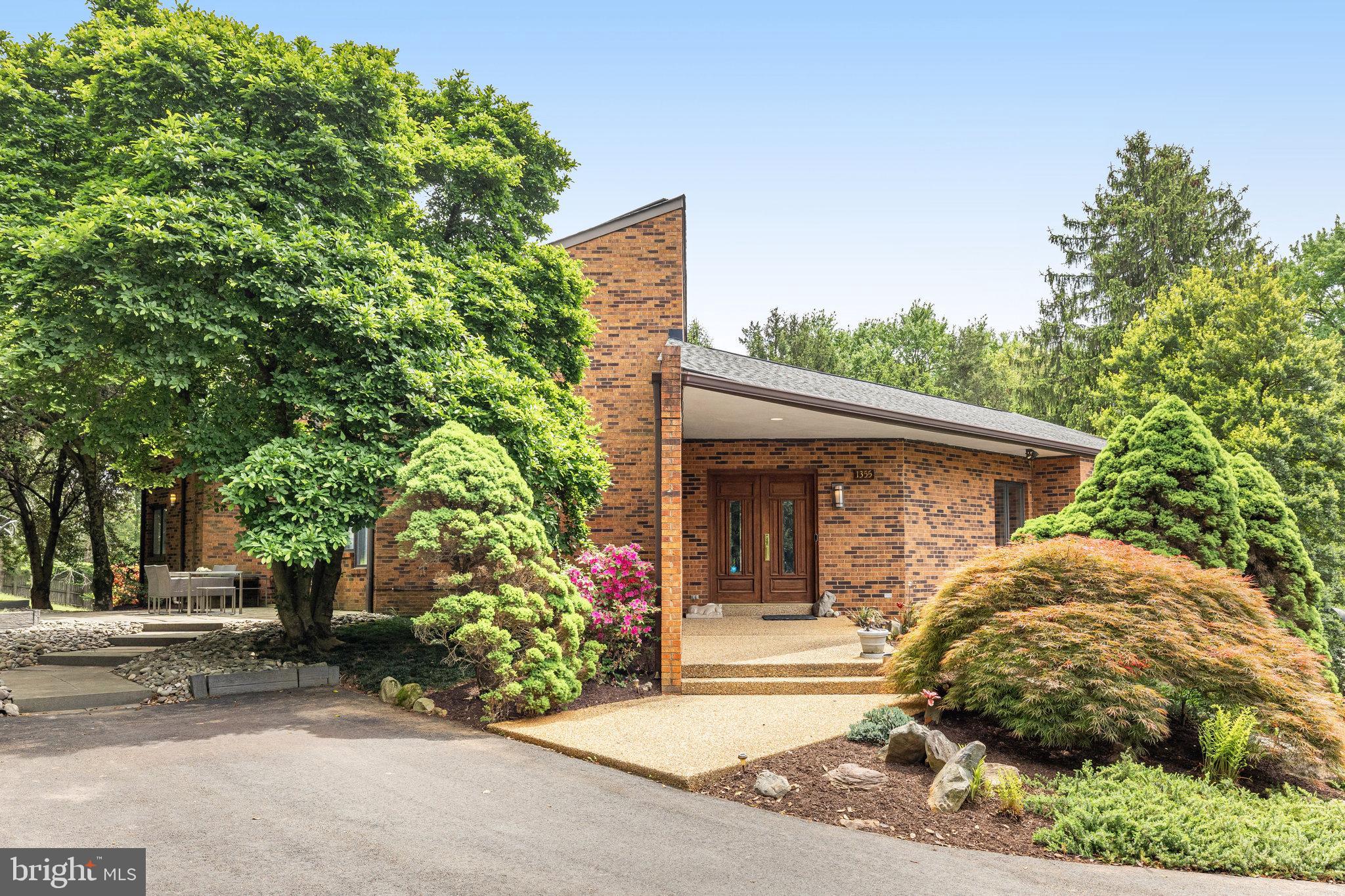 1355 Windy Hill Road McLean, VA 22102 - Photo 3 of 63