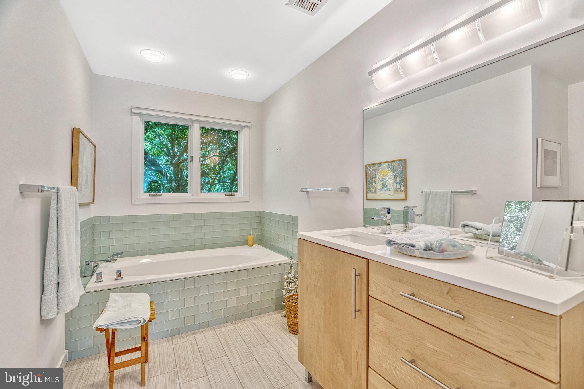 1355 Windy Hill Road McLean, VA 22102 - Photo 32 of 63