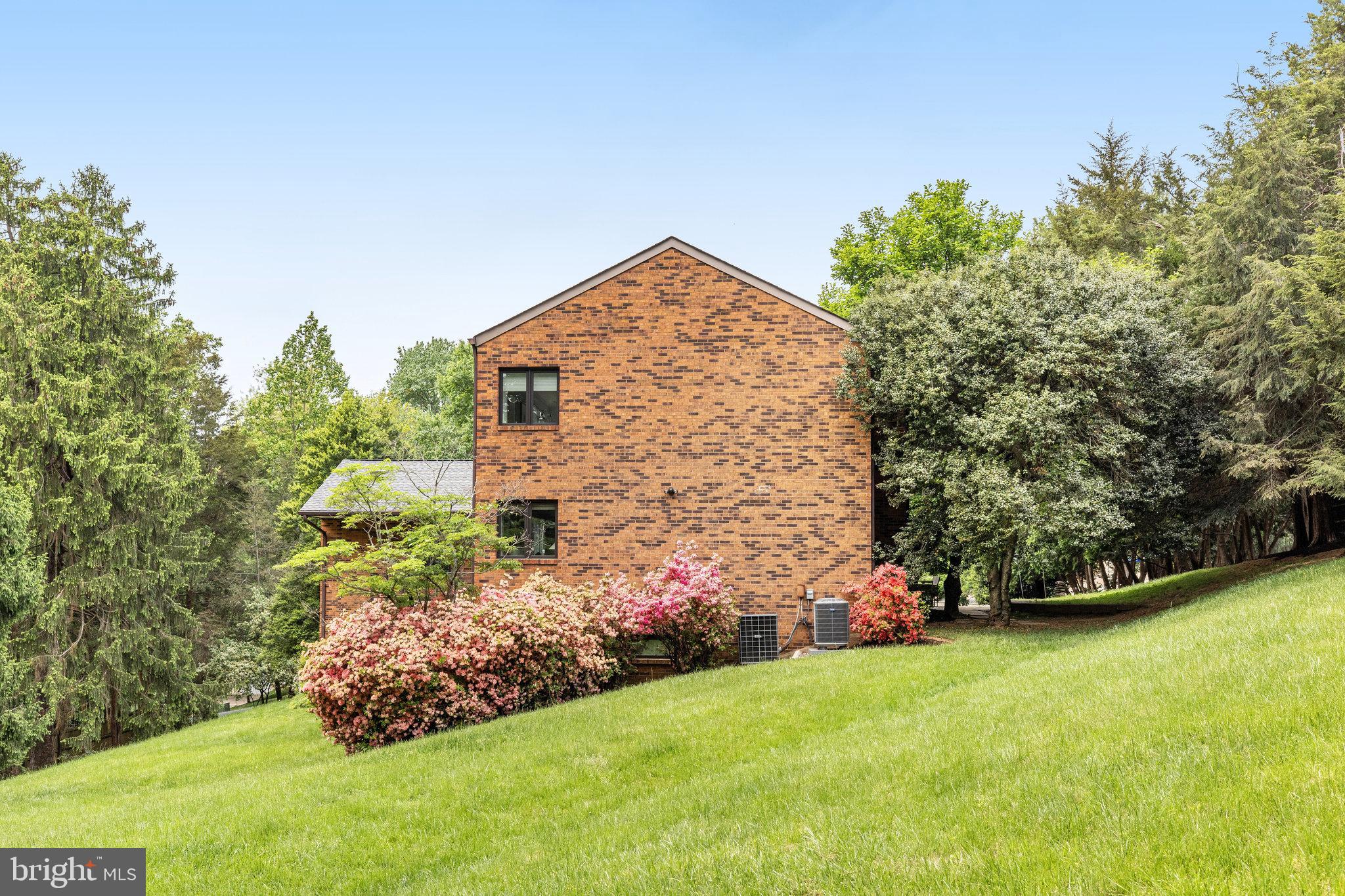 1355 Windy Hill Road McLean, VA 22102 - Photo 40 of 63