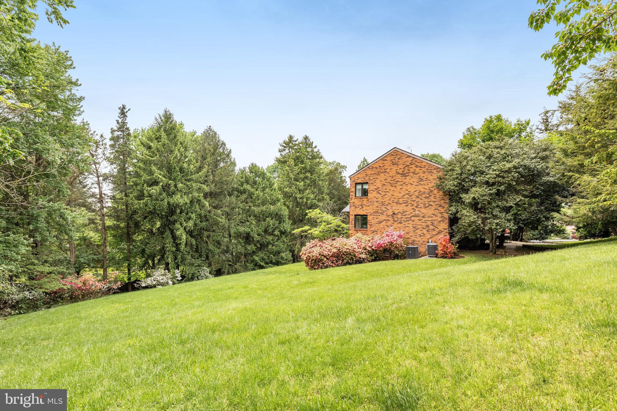 1355 Windy Hill Road McLean, VA 22102 - Photo 41 of 63