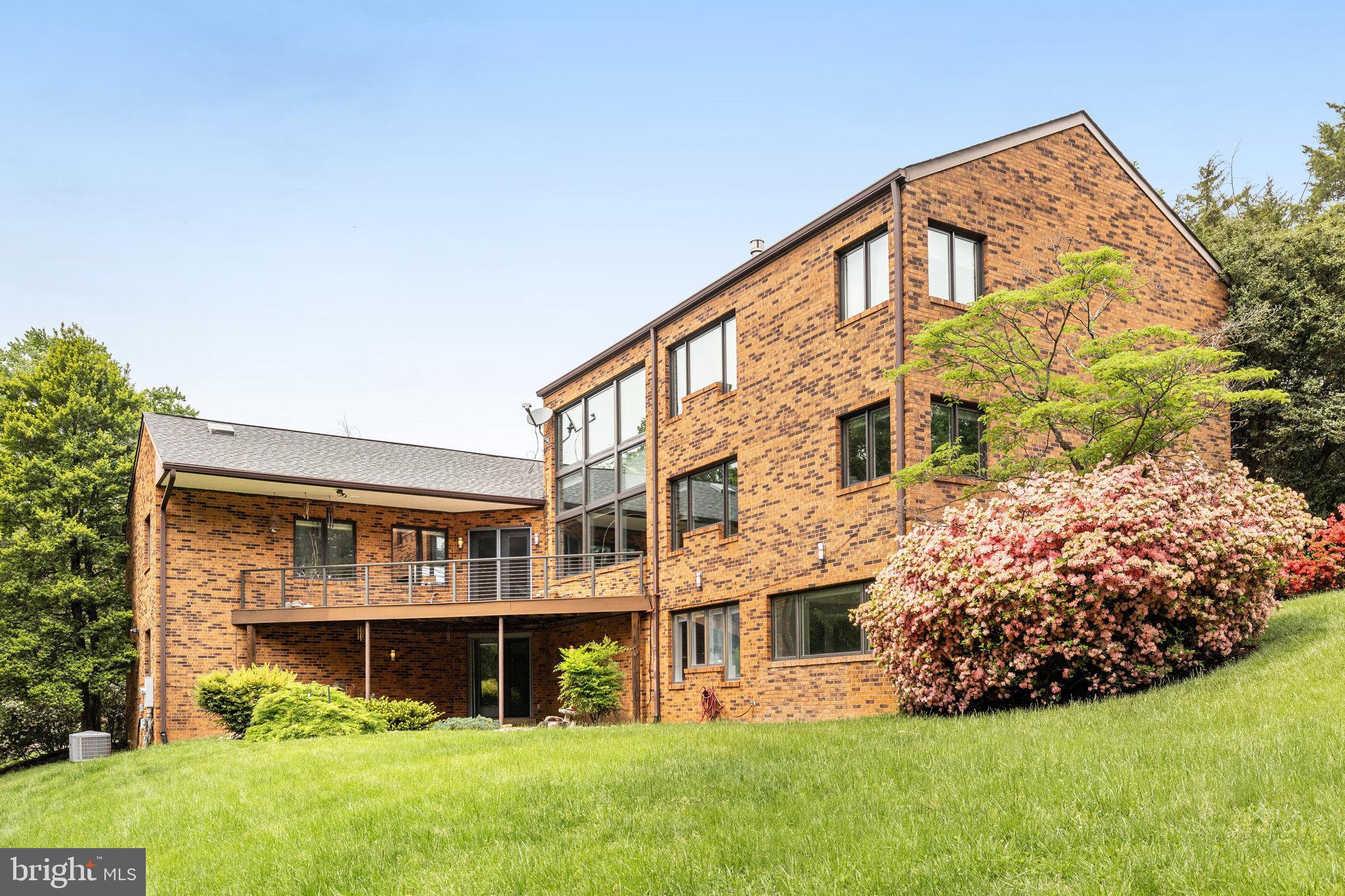 1355 Windy Hill Road McLean, VA 22102 - Photo 43 of 63