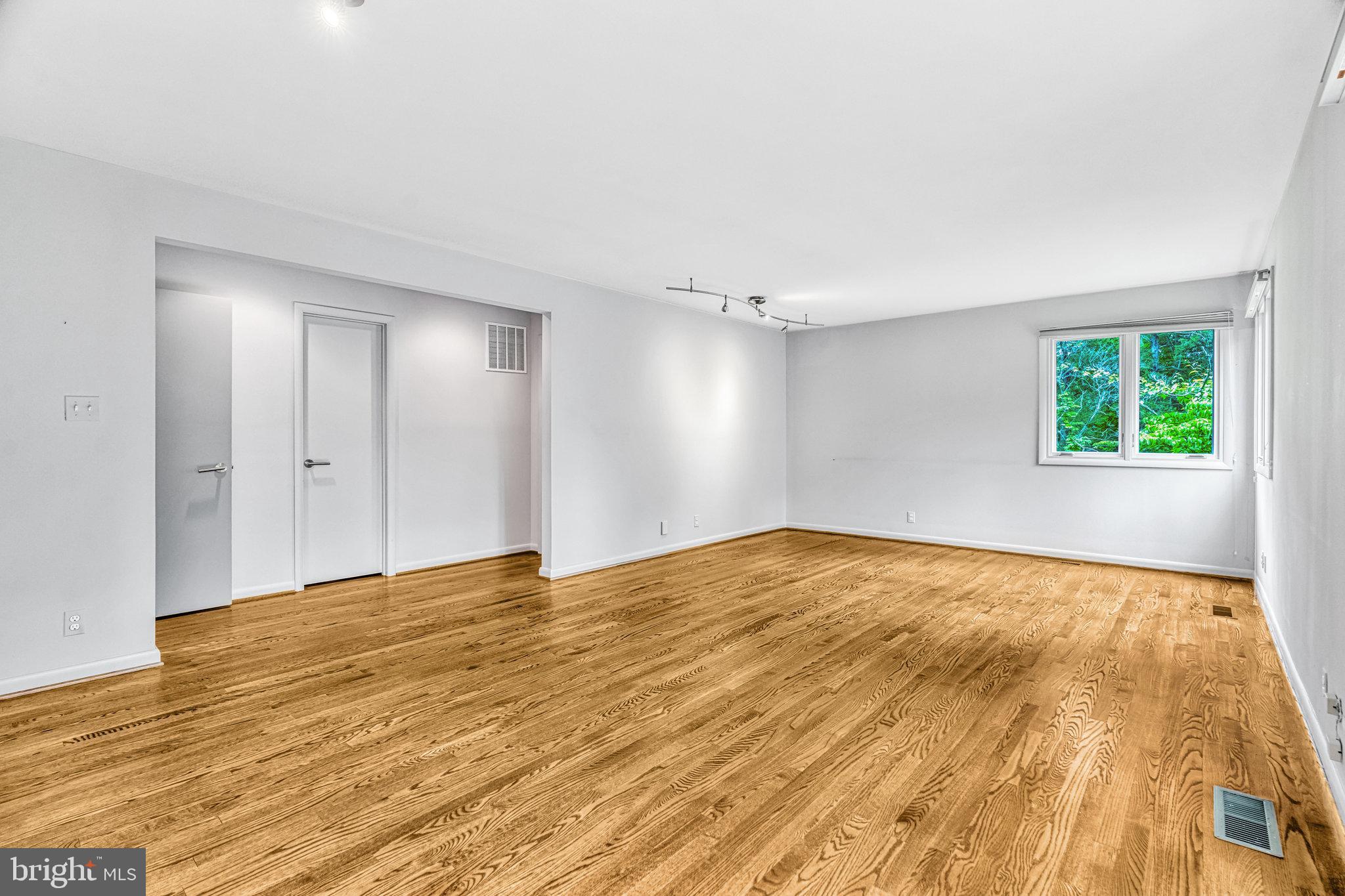 1355 Windy Hill Road McLean, VA 22102 - Photo 52 of 63