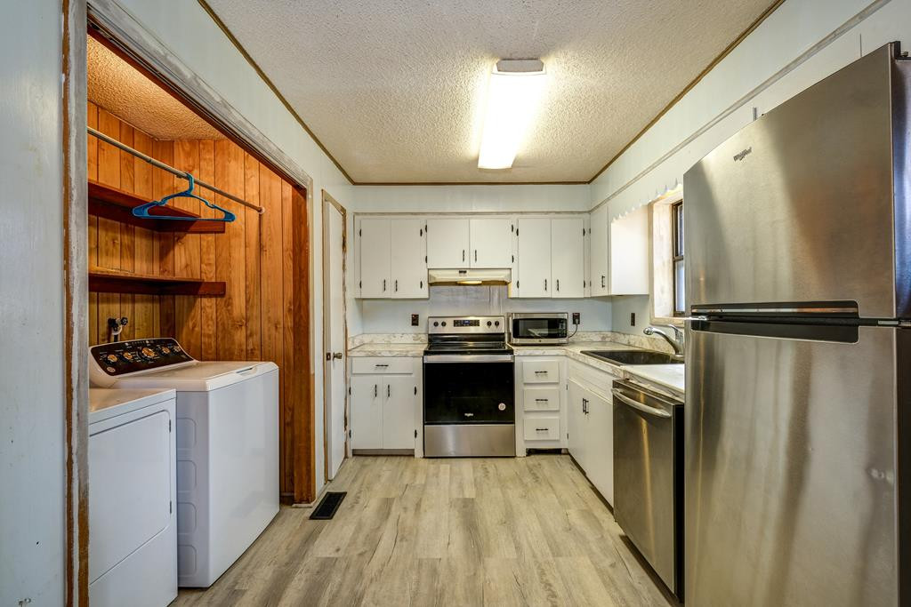 1581 Hendrix Road Murphy, NC 28906 - Photo 10 of 37