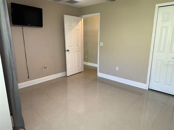 $1,500 | 6609 Myrna Drive, Tampa, FL 33619