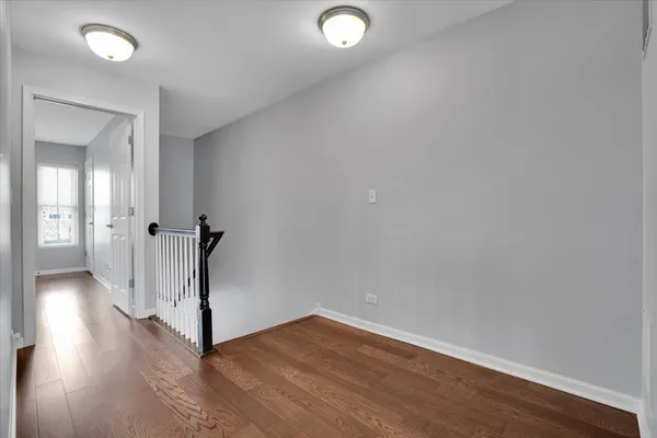 $405,000 | 222 West Hyde Street, Arlington Heights, IL 60005