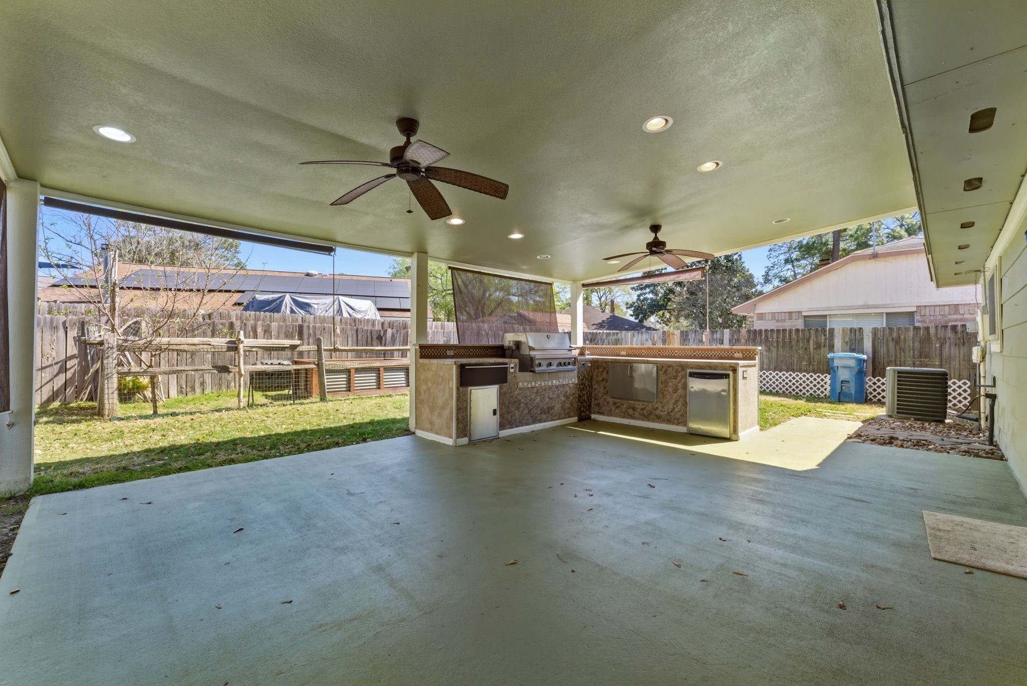 21514 Slippery Creek Lane Spring, TX 77388 - Photo 20 of 27 Outdoor Kitchen Area