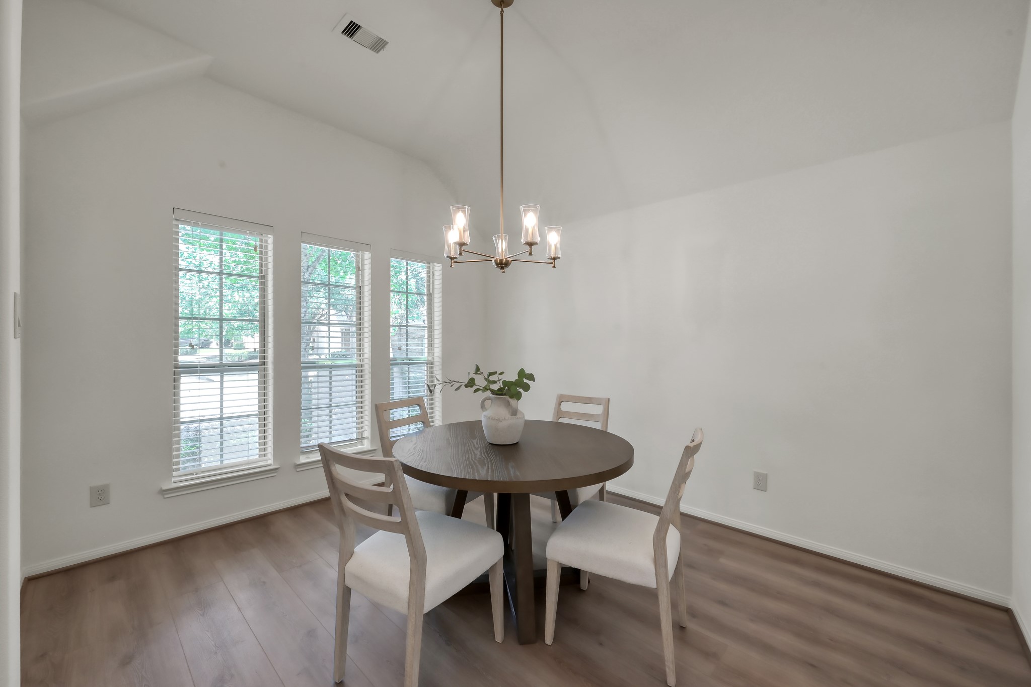 17223 Rookery Court Conroe, TX 77385 - Photo 7 of 45