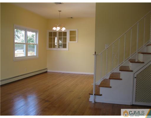78 Brandywine Road Fords, NJ 08863 - Photo 4 of 13