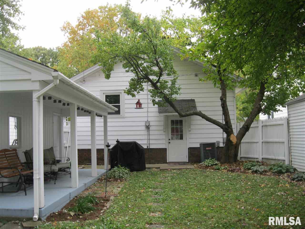 1513 West Governor Street Springfield, IL 62704 - Photo 29 of 31 Gallery Image 29